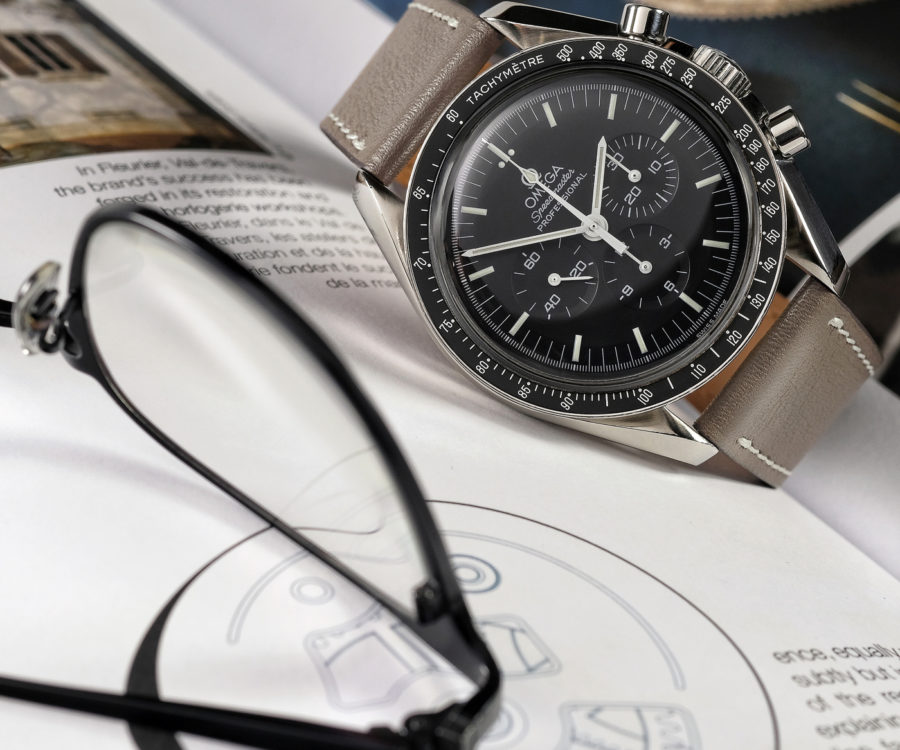 Alternative view of CLASSIC SMOOTH TAUPE BEIGE (cream stitching)